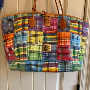 DOONEY & BOURKE PATCHED LARGE HOBO HANDBAG ~ EXCELLENT CONDITION